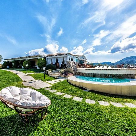 Cento Ulivi B&B 阿兰奇湾城 外观 照片