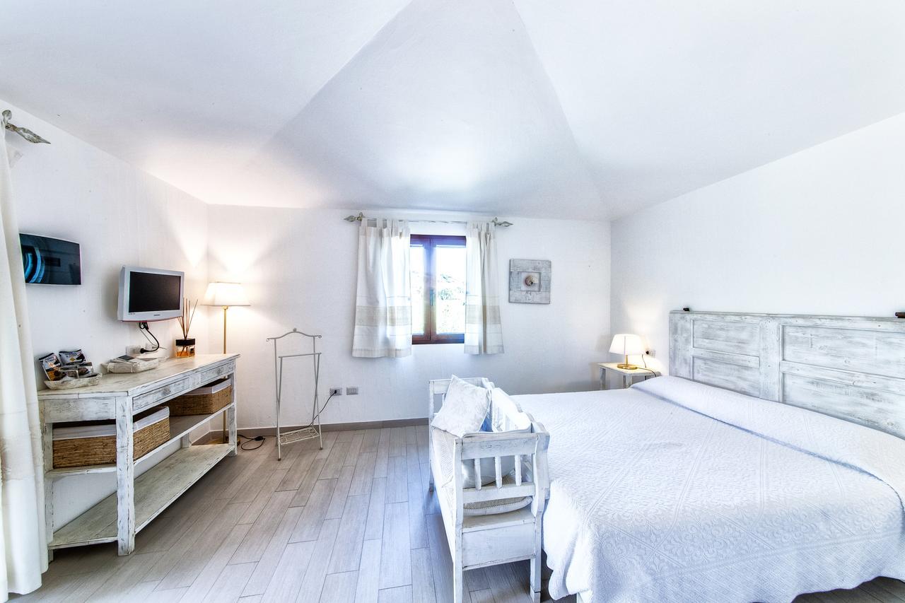 Cento Ulivi B&B 阿兰奇湾城 外观 照片