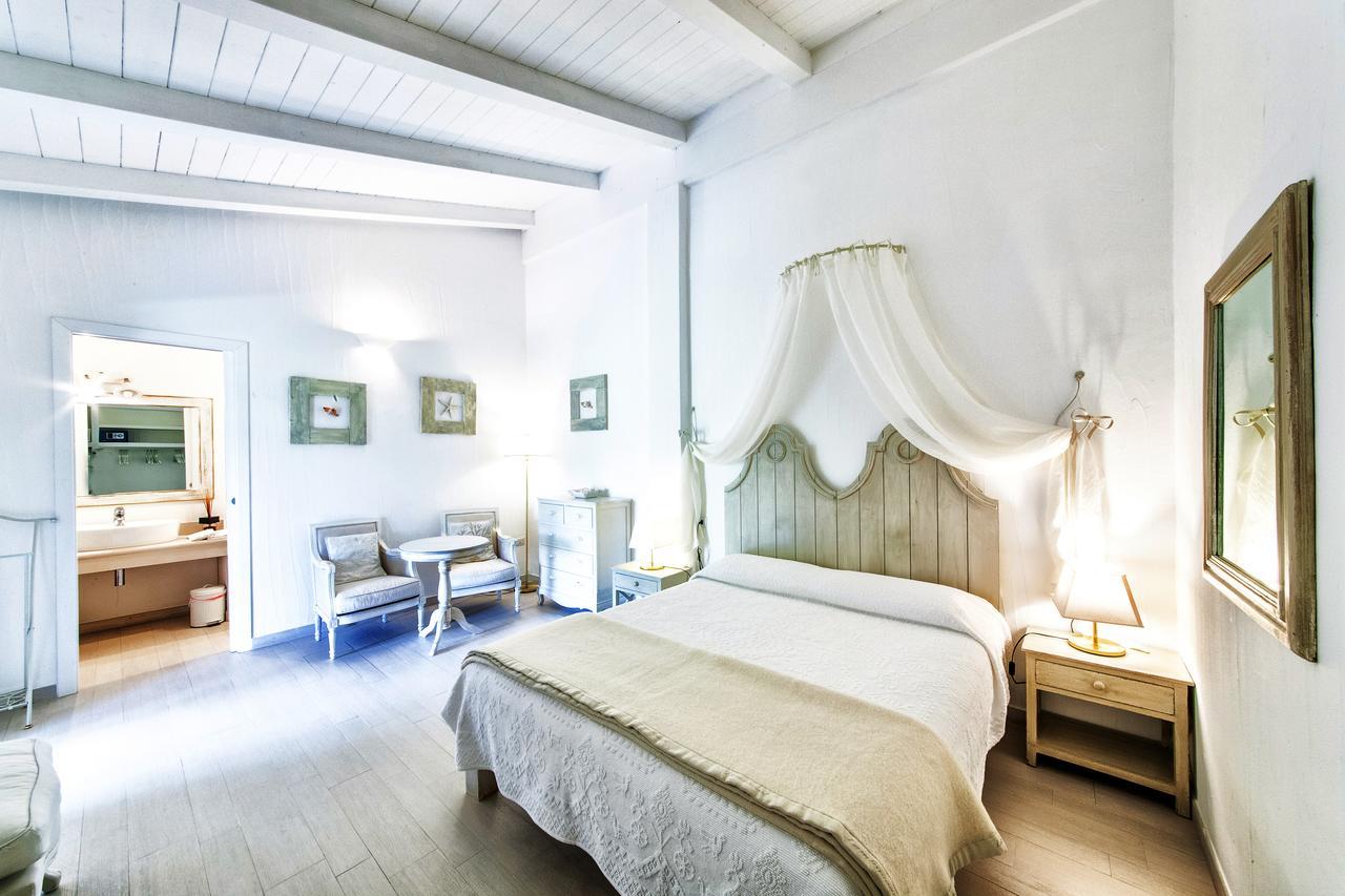 Cento Ulivi B&B 阿兰奇湾城 外观 照片
