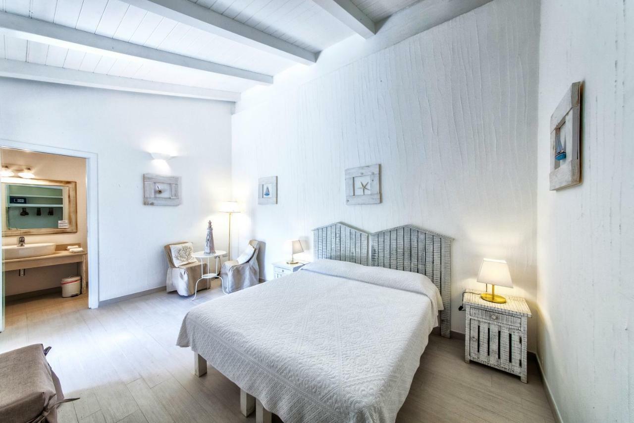 Cento Ulivi B&B 阿兰奇湾城 外观 照片